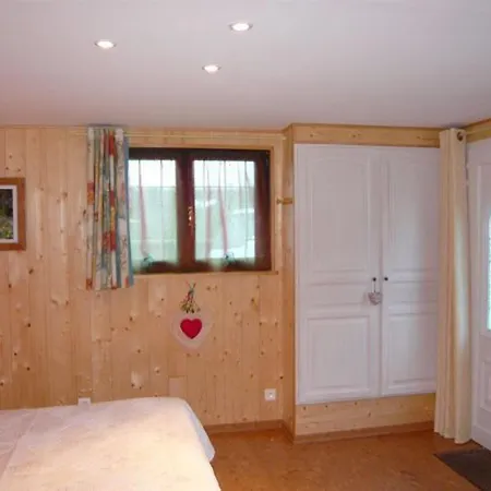 Cosy Avec Salle D'eau Privée Proche Pistes Et - - Fr-1-589-704 Bed and breakfast Gérardmer